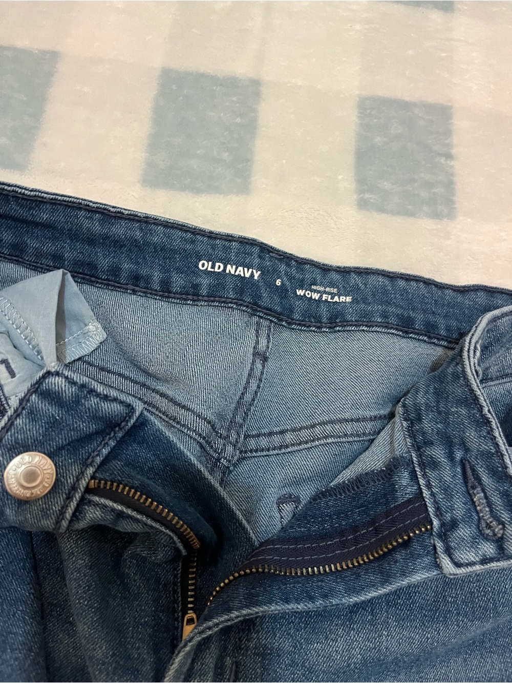 Old Navy Medium Blue Flare Jeans - WOW Flare